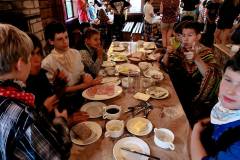 1072161_303096496494653_1062613484_o_303096496494653